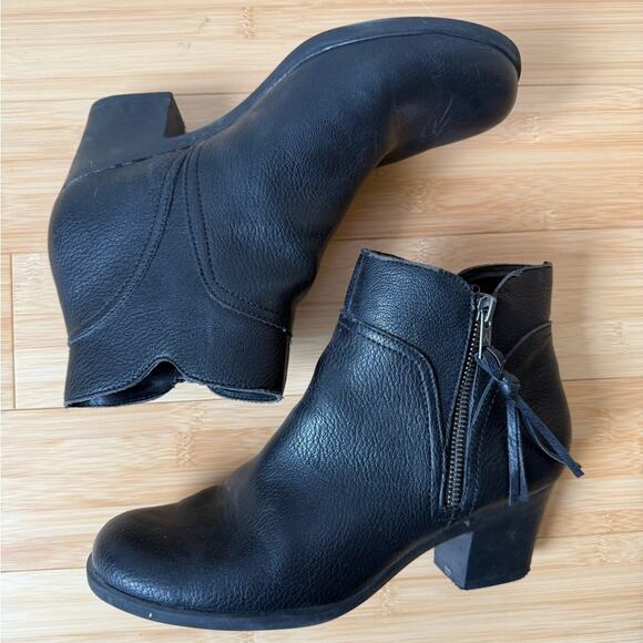 AEROSOLES ACROBATIC HEEL REST ANKLE BOOTS BLACK HEEL BOOTIES SIZE 9 - Picture 3 of 10